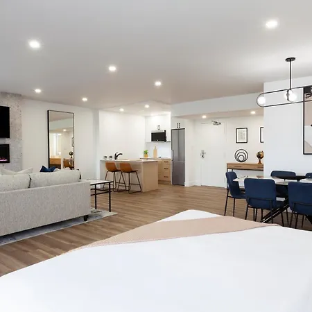 Strata Hotel-3