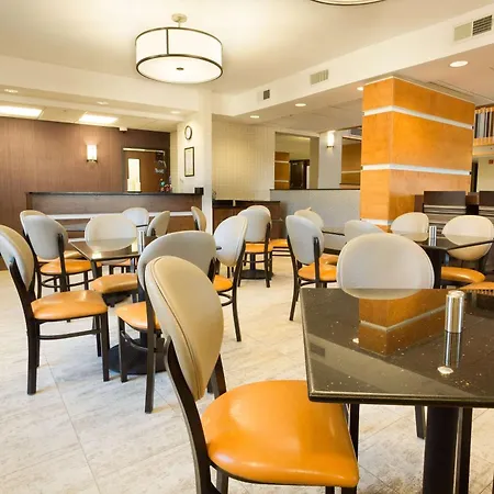 Drury Inn & Suites Austin North-3