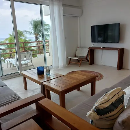 Noah Beach Hotel & Suites-2
