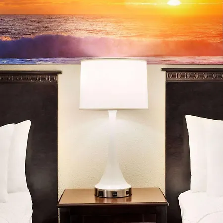 Days Inn By Wyndham Ocean City Oceanfront-2