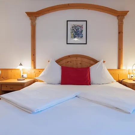 Cristallo B&B-2