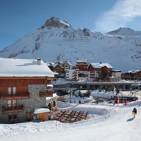 Résidences Village Montana by Les Etincelles-3