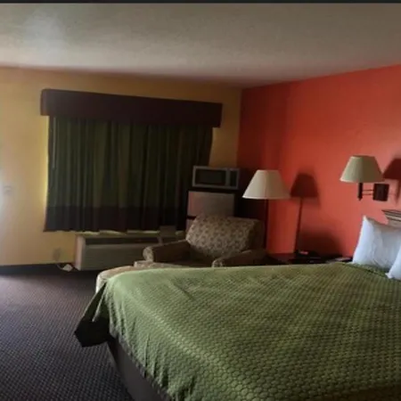Budget Inn & Suites-3