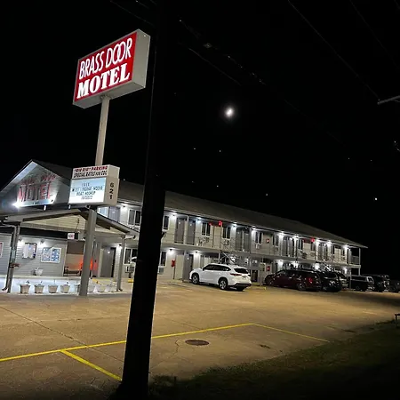 Brass Door Motel-3