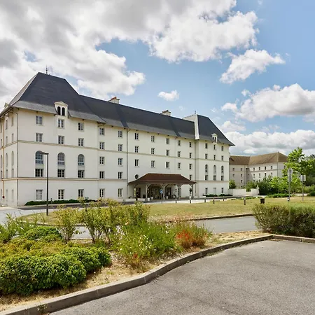 B&B Hotel Pres De Disneyland Paris-2