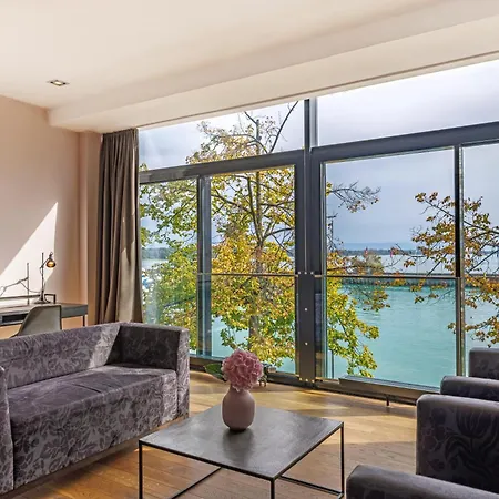 Aika Seaside Living Hotel-3