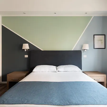 Fleming Suites By Hili-3
