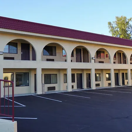 Timberland Inn & Suites-3