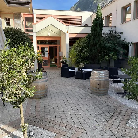 Hotel Les Berges-3