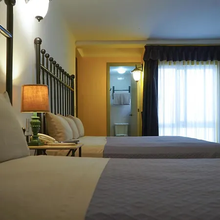 Hotel Real De Leyendas-2
