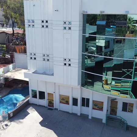 R Inn De Tijuana-3