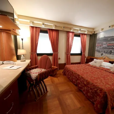 Hr Hotel-2