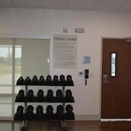 Holiday Inn Express & Suites-3