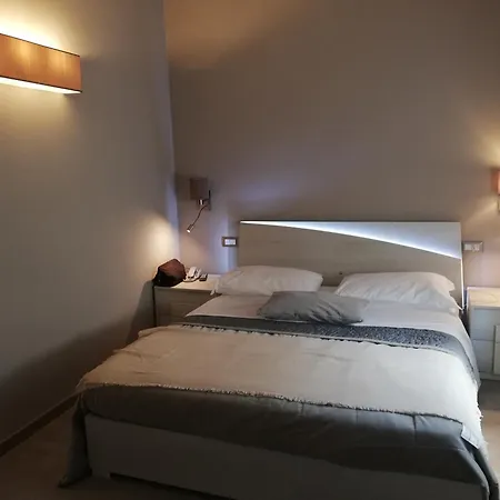 Hotel Monti-3