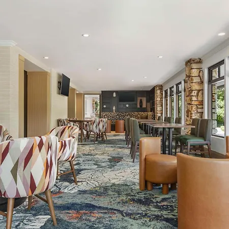 Hilton Garden Inn Monterey-2