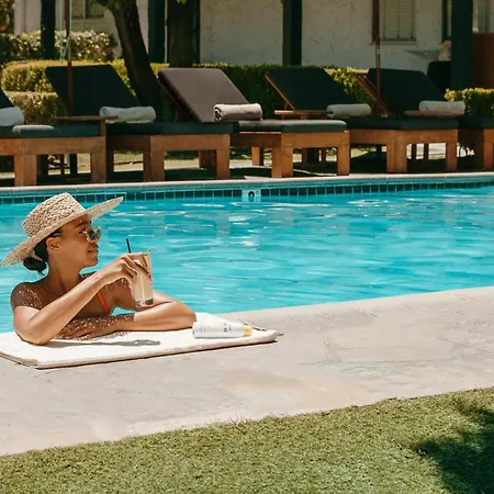 Avalon Hotel & Bungalows Palm Springs, A Member Of Design Hotels-3