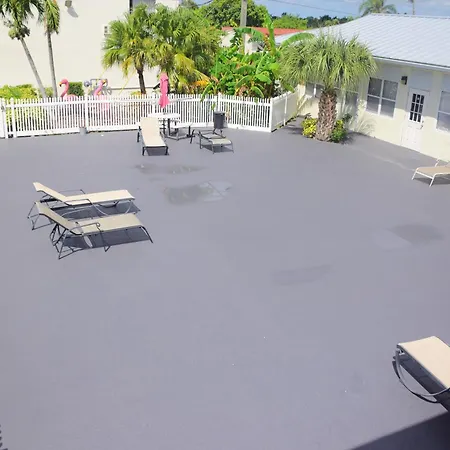Flamingo Motel-2