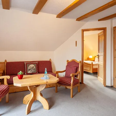 Hotel Sauerlaender Hof-3