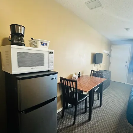 Voyageur Motel-2