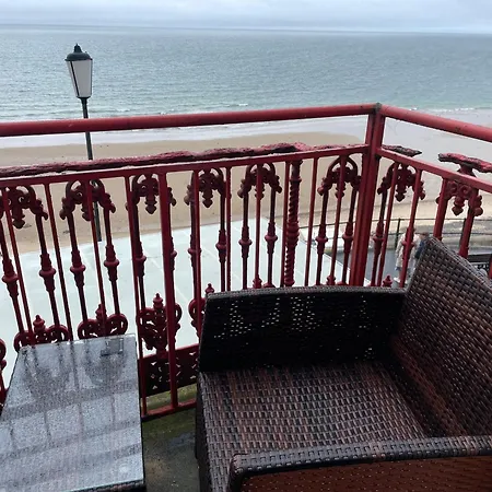 The Red Lion Hotel-3