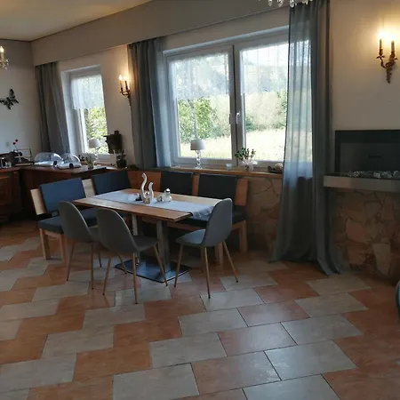 Pension Arkadenhof-3
