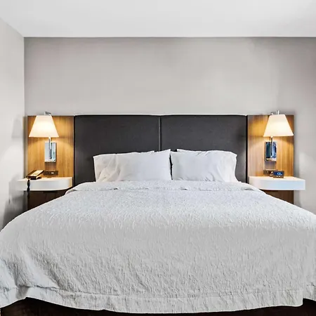 Hampton Inn & Suites Colorado Springs-Air Force Academy/I-25 North-2