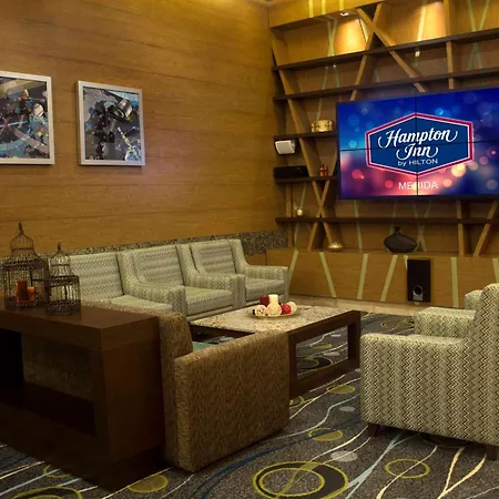 Hampton Inn By Hilton Merida-3