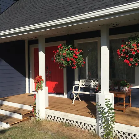 The Blue Cottage B&B-2