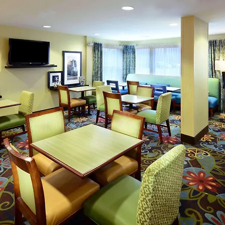 Hampton Inn Raleigh/Town Of Wake Forest-3