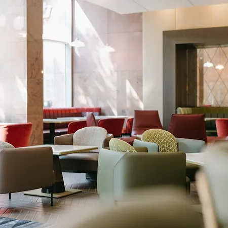Hilton Frankfurt City Centre-3