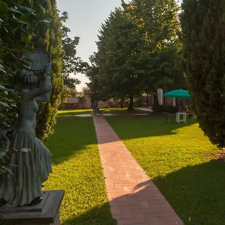 Villa Marinsky Pietrasanta , Lucca-2