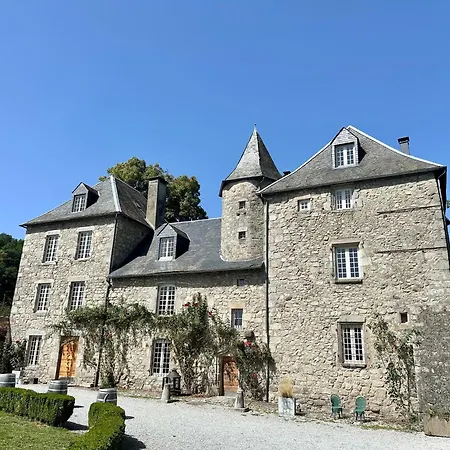 Château de la Borde à Ussel, centre-ville, proche autoroute A89-3