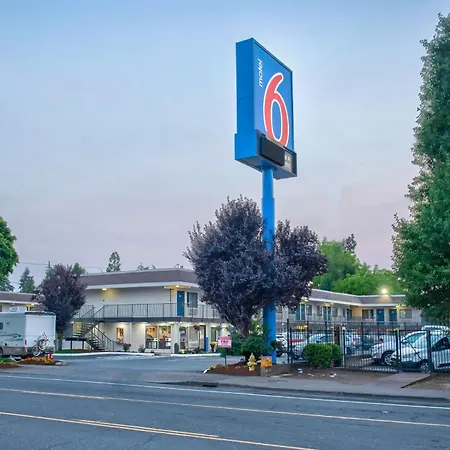 Motel 6-Salem, Or-2