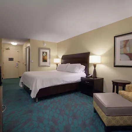 Hilton Garden Inn Fargo-3