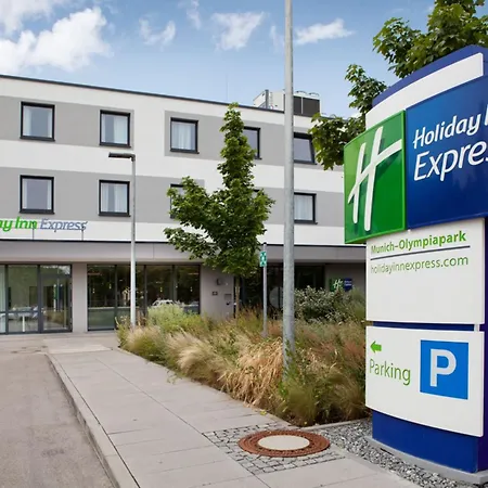 Holiday Inn Express Munich - Olympiapark By Ihg-2
