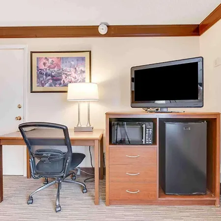 Best Western Movie Manor-3