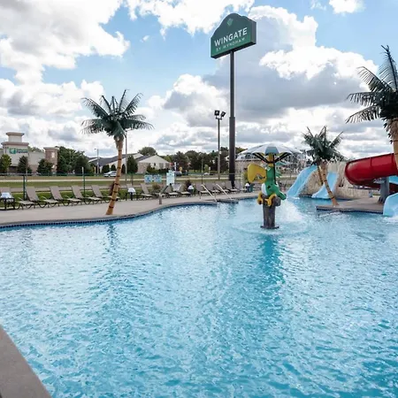 Wingate By Wyndham Wisconsin Dells Waterpark-3