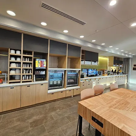 Home2 Suites By Hilton Allentown Bethlehem Airport-2