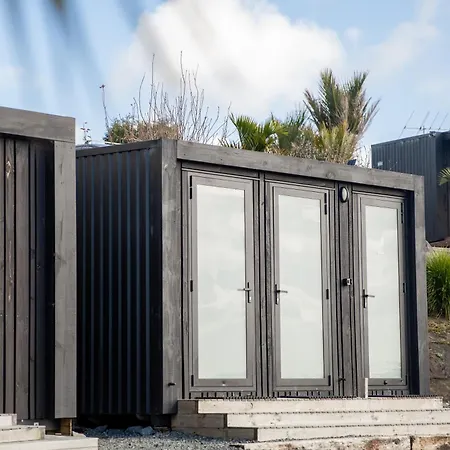 Aotearoa Surf Eco Pods-3