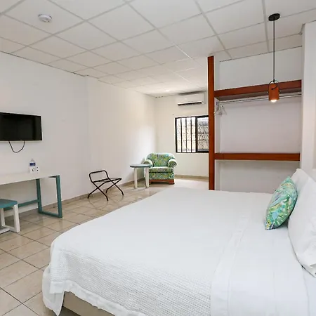 Hotel&Suites Arges - Centro Chetumal-3