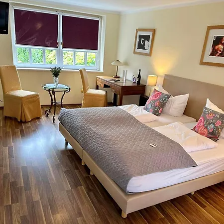 Heinrichs Winery Bed & Breakfast-3