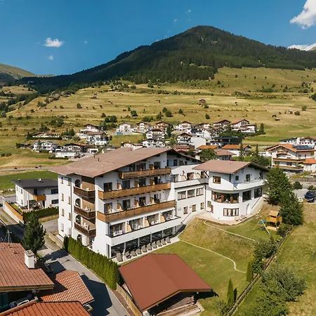 Hotel Edelweiss Superior-2