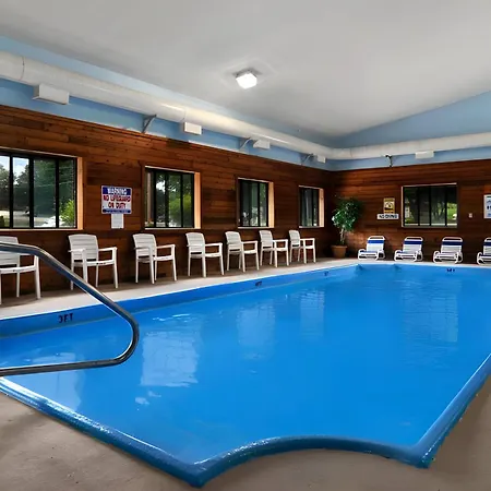 Super 8 By Wyndham Paris-3