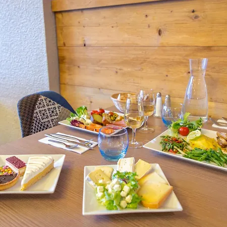 Sowell Hotels Le Pas Du Loup-3