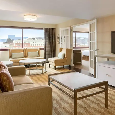 Embassy Suites By Hilton Boston Waltham-3