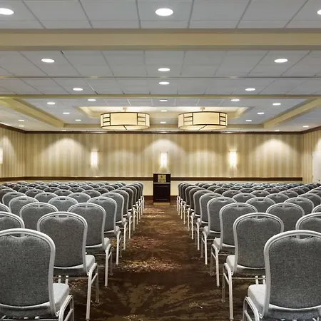 Embassy Suites By Hilton Piscataway Somerset-3