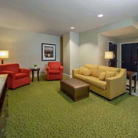 The Hilton Garden Inn Buffalo-Downtown-2
