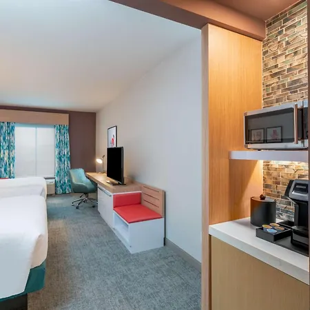 Hilton Garden Inn Brunswick-3