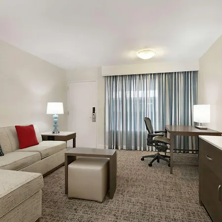 Embassy Suites By Hilton Philadelphia Valley Forge-2