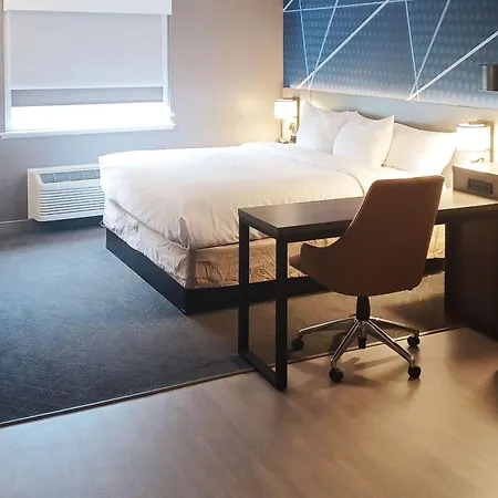 Comfort Inn Edinburgh - Columbus-2